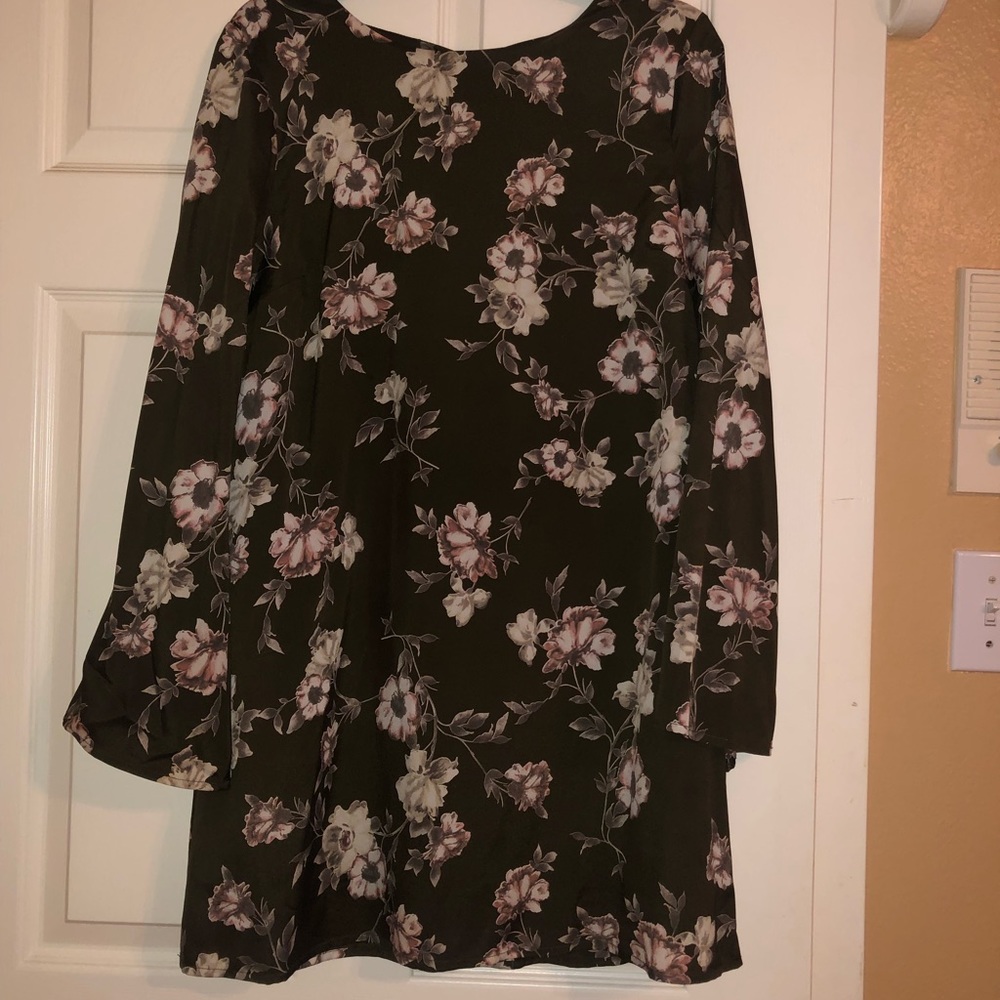 Dee Elly Women Green Cocktail Medium Dress